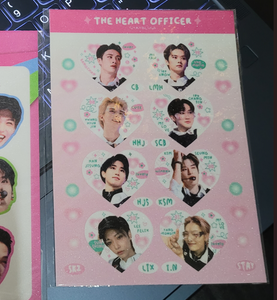 STRAY KIDS CUTE OFFICER STICKER