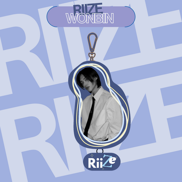 RIIZE NAVY KEYCHAIN
