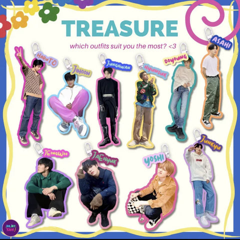 Treasure Outfit Keychain