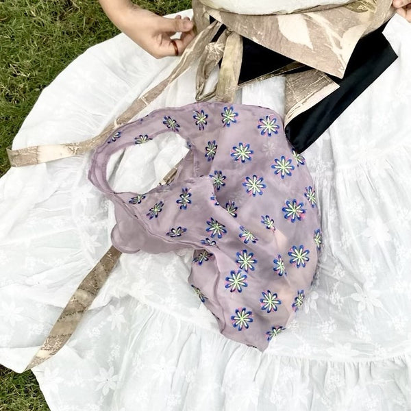 Whispers of Daisies | Foldable Bag