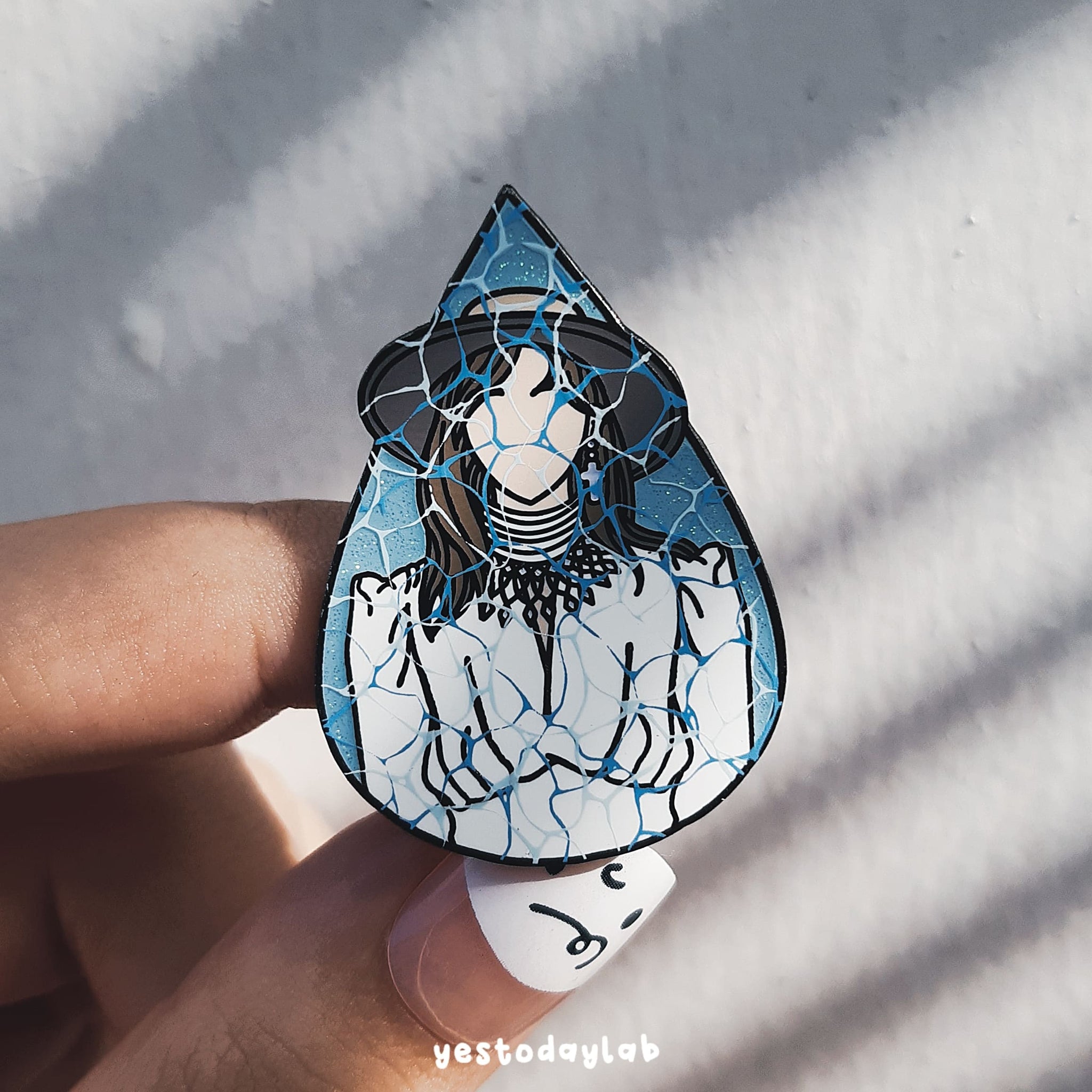 Red Velvet Wendy Like Water Enamel Pin